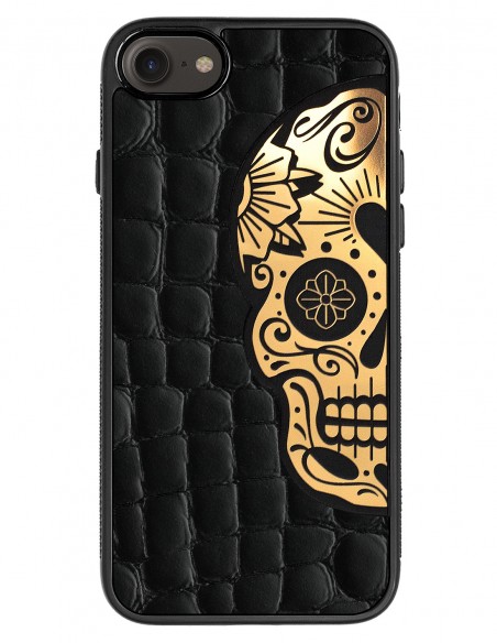 Etui premium skórzane, case na smartfon APPLE iPhone 7. Skóra crocodile czarna ze złotą blaszką i czaszką.