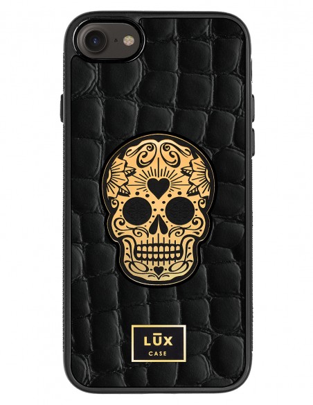 Etui premium skórzane, case na smartfon APPLE iPhone 8. Skóra crocodile czarna ze złotą blaszką i czaszką.