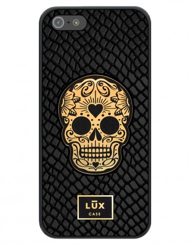 Etui premium skórzane, case na smartfon APPLE iPhone 5. Skóra iguana czarna ze złotą blaszką i złotą czaszką.