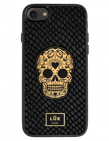 Etui premium skórzane, case na smartfon APPLE iPhone 7. Skóra iguana czarna ze złotą blaszką i złotą czaszką.