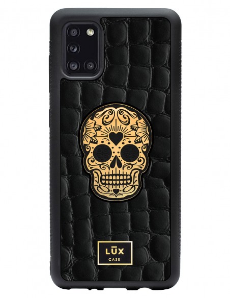 Etui premium skórzane, case na smartfon SAMSUNG GALAXY A31. Skóra crocodile czarna ze złotą blaszką i czaszką.