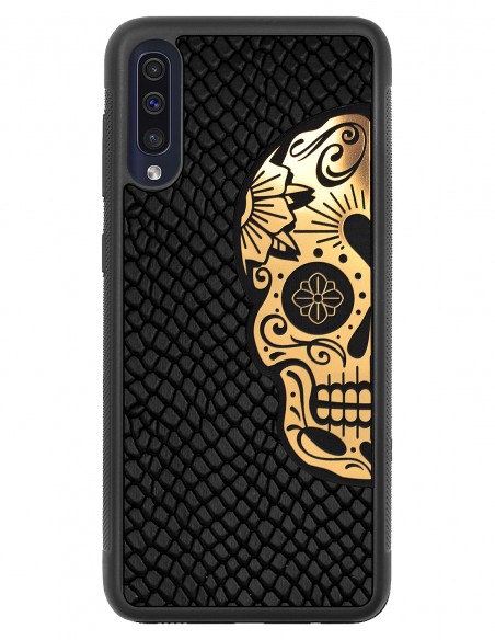 Etui premium skórzane, case na smartfon SAMSUNG GALAXY A50. Skóra iguana czarna ze złotą czaszką.