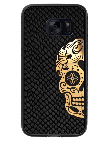 Etui premium skórzane, case na smartfon SAMSUNG GALAXY S7. Skóra iguana czarna ze złotą czaszką.