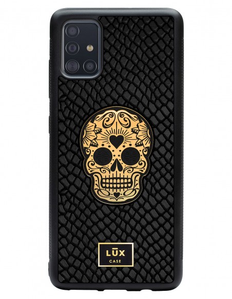 Etui premium skórzane, case na smartfon SAMSUNG GALAXY A51. Skóra iguana czarna ze złotą blaszką i czaszką.