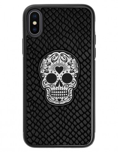 Etui premium skórzane, case na smartfon APPLE iPhone XS. Skóra iguana czarna ze srebrną czaszką.