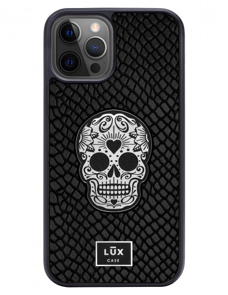 Etui premium skórzane, case na smartfon APPLE iPhone 12 PRO. Skóra iguana czarna ze srebrną blaszką i srebrną czaszką.