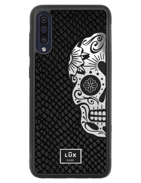 Etui premium skórzane, case na smartfon SAMSUNG GALAXY A50. Skóra iguana czarna ze srebrną blaszką i czaszką.