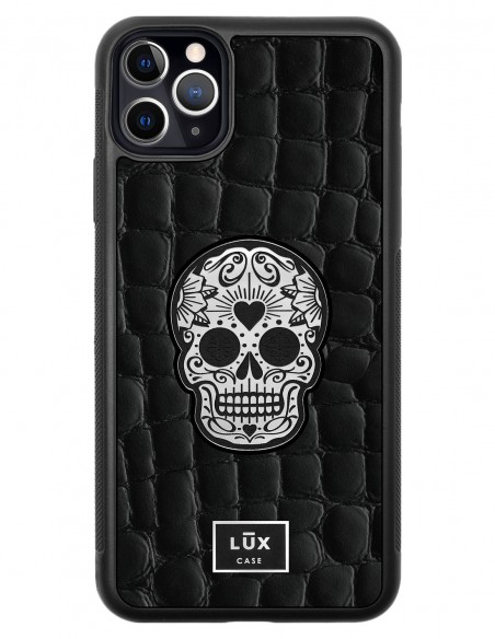 Etui premium skórzane, case na smartfon APPLE iPhone 11 PRO MAX. Skóra crocodile czarna ze srebrną blaszką i czaszką.