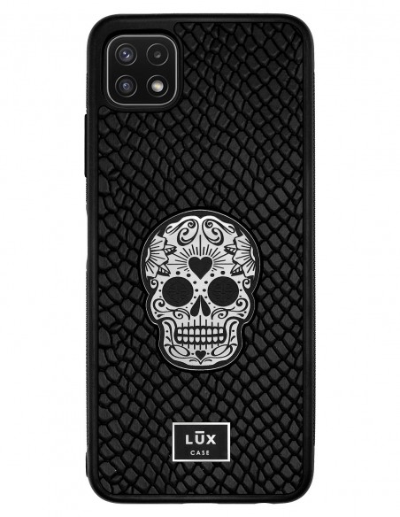 Etui premium skórzane, case na smartfon SAMSUNG GALAXY A22 5G. Skóra iguana czarna ze srebrną blaszką i czaszką.