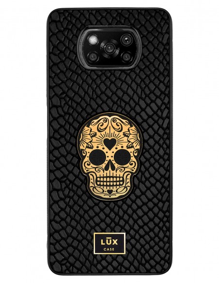 Etui premium skórzane, case na smartfon XIAOMI POCO X3. Skóra iguana czarna ze złotą blaszką i czaszką.