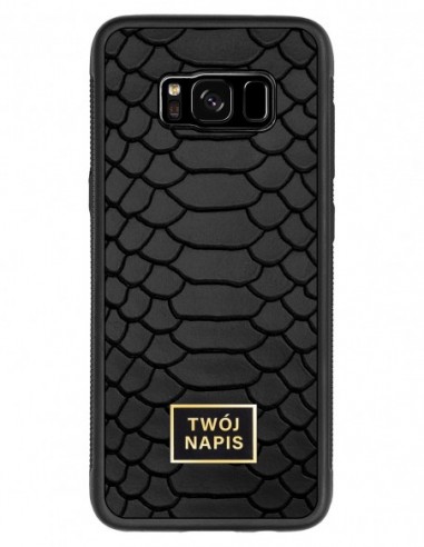 Etui premium skórzane, case na smartfon Samsung Galaxy S8. Skóra python czarna mat ze złotą blaszką - wzór klienta.