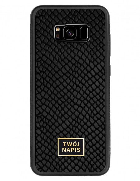 Etui premium skórzane, case na smartfon Samsung Galaxy S8 Plus. Skóra iguana czarna ze złotą blaszką - wzór klienta.