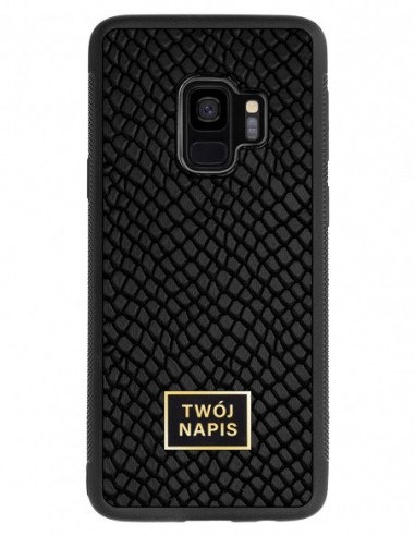 Etui premium skórzane, case na smartfon Samsung Galaxy S9. Skóra iguana czarna ze złotą blaszką - wzór klienta.