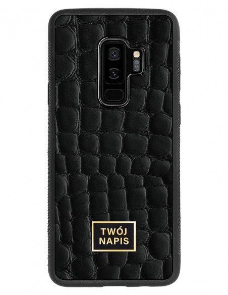Etui premium skórzane, case na smartfon Samsung Galaxy S9 Plus. Skóra crocodile czarna ze złotą blaszką - wzór klienta.